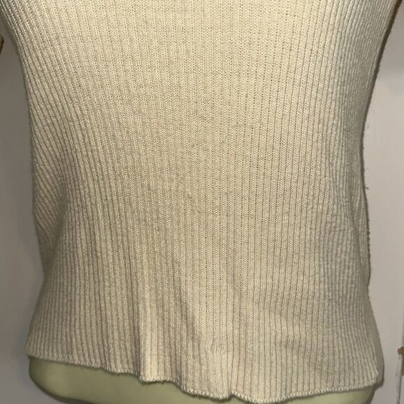 Vintage 70s/80s Cream Ribbed Knit Round Neck Short Sleeve Sweater - Picture 3 of 8